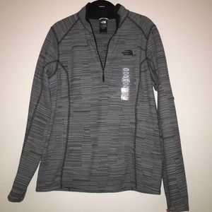 North face gray fleece quarter zip